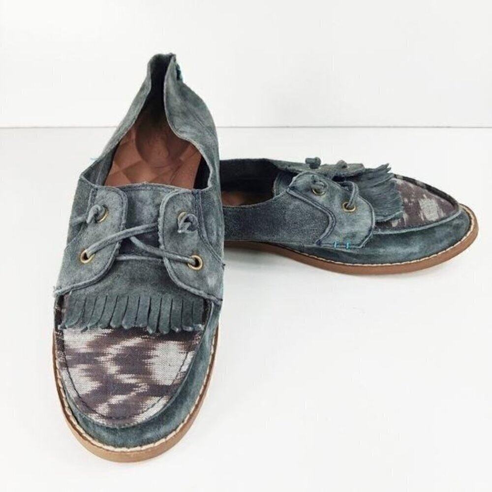 Reef gray blue suede fringe loafers size 9
